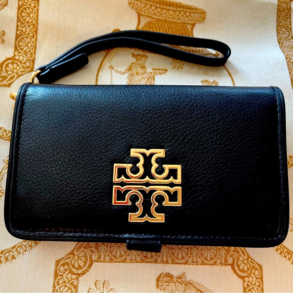 Tory Burch Britten Smart Phone Wallet Wristlet, Black Pebbled Leather